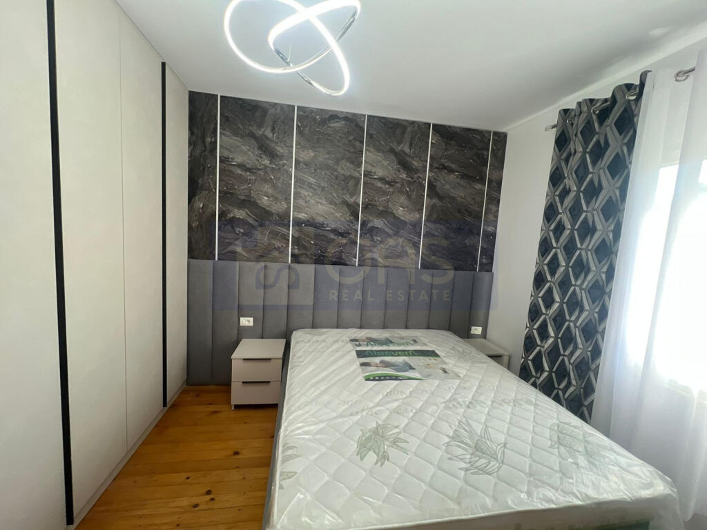 Jepet me qera apartament 2+1+2 ne Fresk.