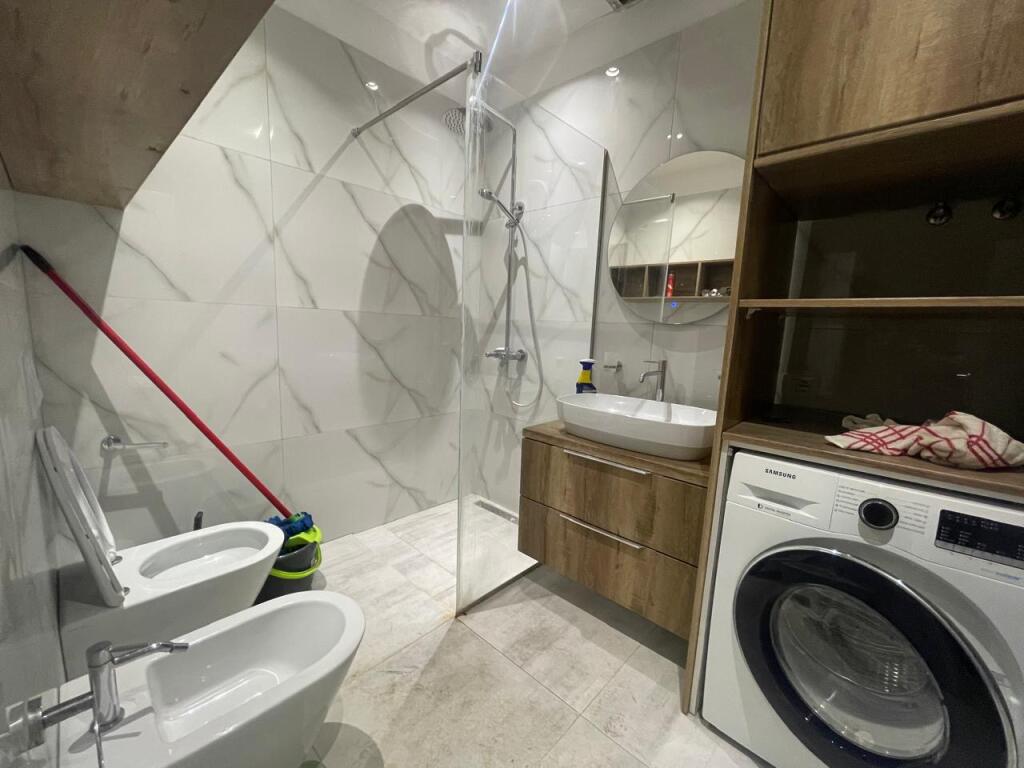 Appartamento in affitto 2+1 presso Golden Park Residence Tirana