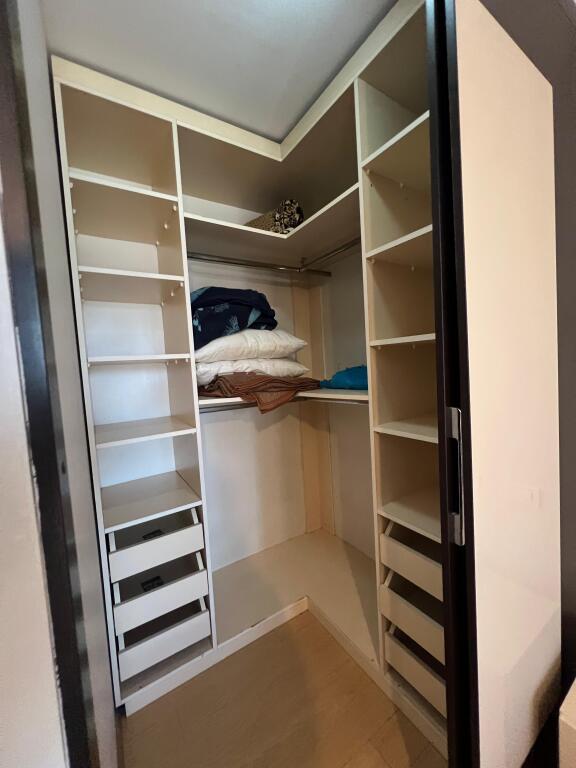 🏠 Affittasi appartamento 2+1+2+posto auto 📍 Palazzo con freccia 🏢 6° piano, con ascensore 💶 700 €/mese