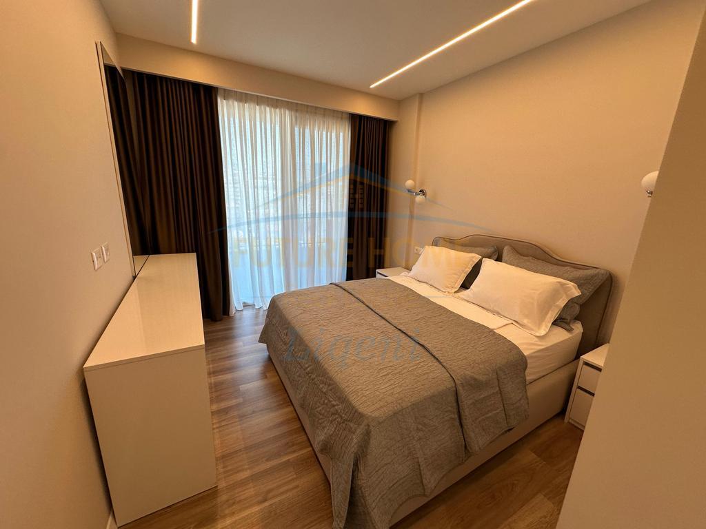 Qera, Apartament 2+1+2+Post Parkimi, Myslym Syri, Rruga Besim Imami, Tiranë.
