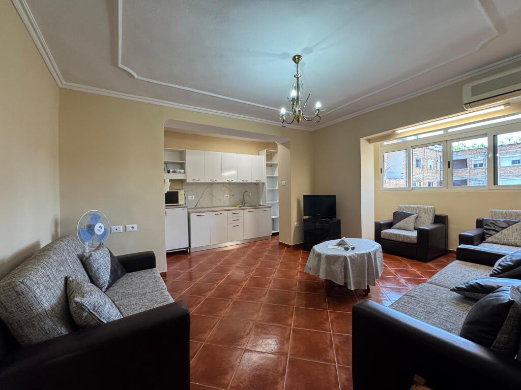 📢Jepet Apartament  2+1 Rruga Fortuzi   