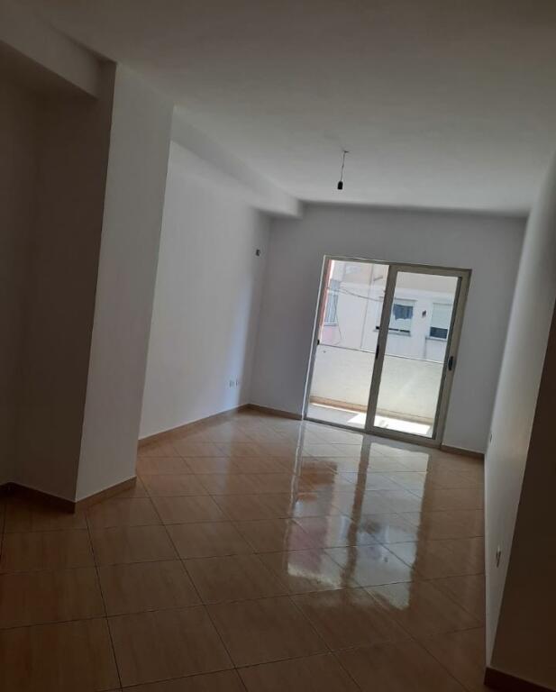 For rent 1+1 EMPTY ASTIR 30,000 lek
