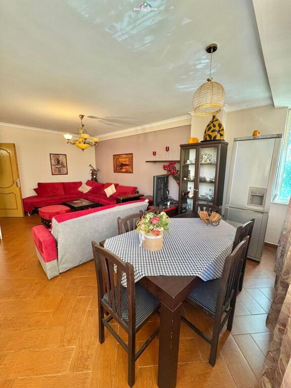 Appartamento in affitto 1+1 vicino al Complesso Square 21 (ID B2101240) Tirana