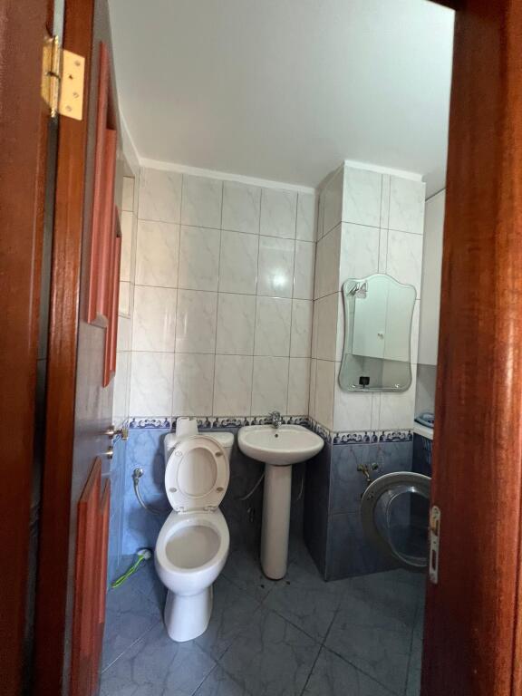 🏠 Affittasi appartamento 2+1+2+posto auto 📍 Palazzo con freccia 🏢 6° piano, con ascensore 💶 700 €/mese