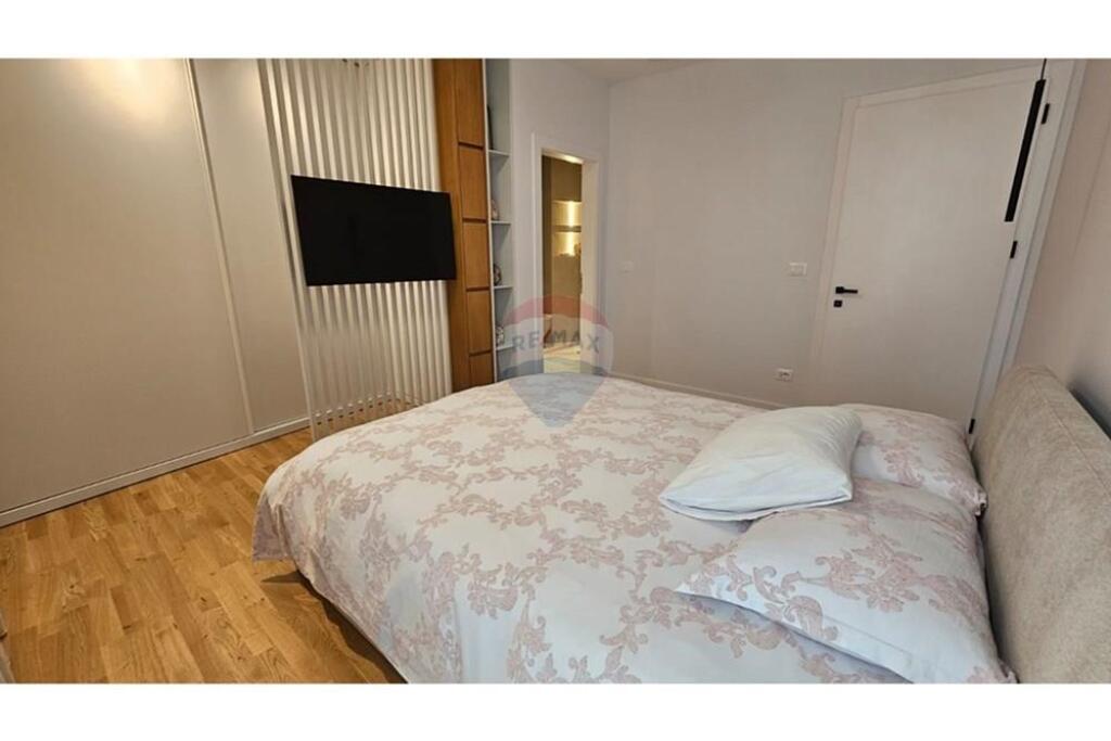 Apartment 2+1 for rent at Lake View