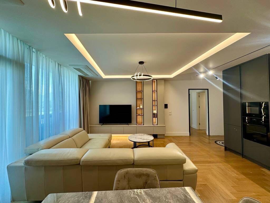 Apartament me qera 2+1+2 ne Lake View Residence afer Liqenit te Thate
