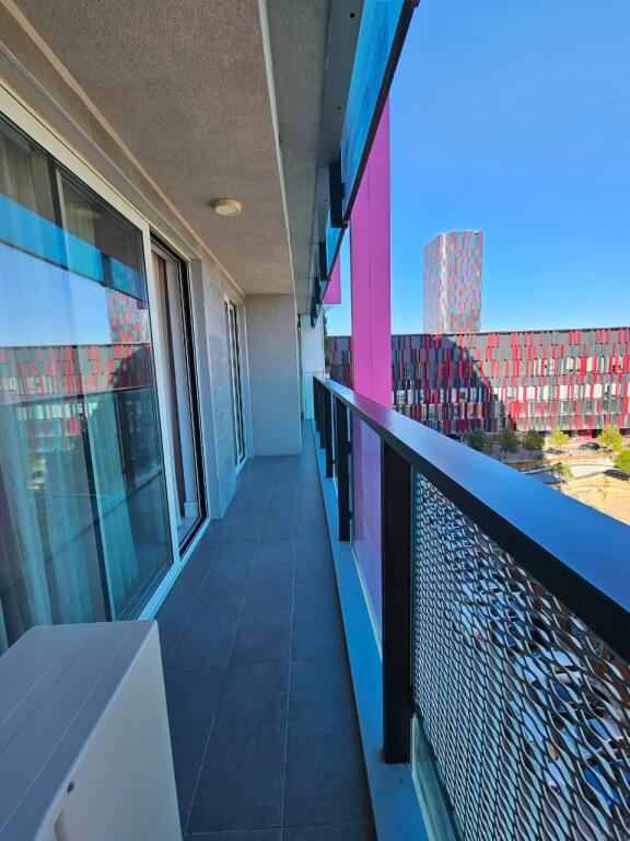 Jepet me qira Apartament 2+1 + Post Parkimi 📍 Kompleksi Ambasador 3!