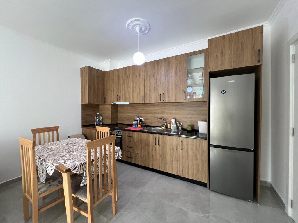 QERA APARTAMENT 1+1 YZBERISHT