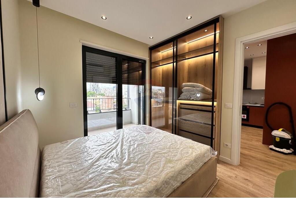 1+1 for rent New Boulevard