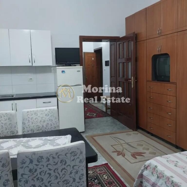 Shitet Garsionere, te Rruga e Dibres, prane QSUT, Cmimi 70000 Euro.