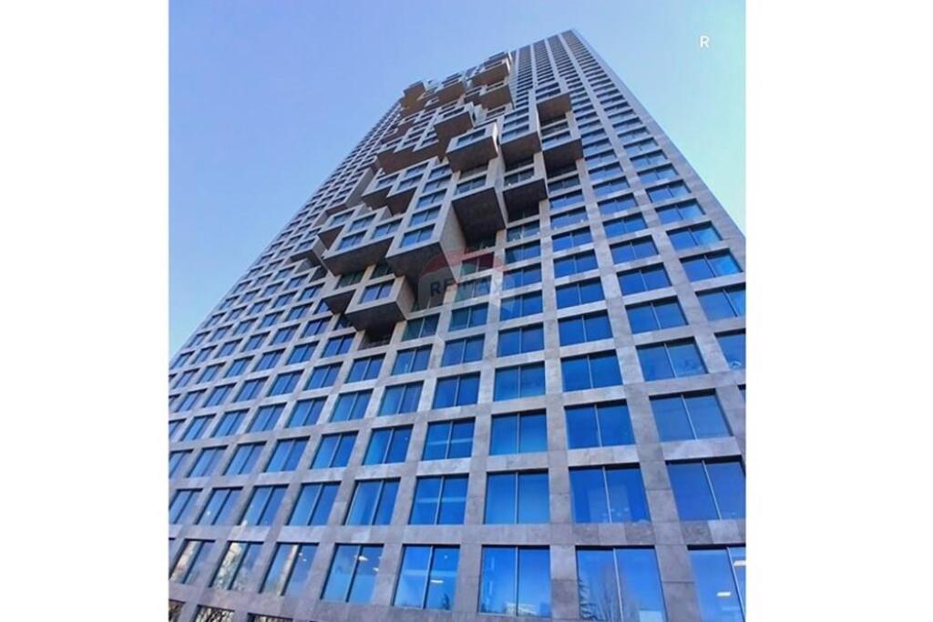 SHITET APARTAMENT 2+1+2 TEK DOWNTOWN 1