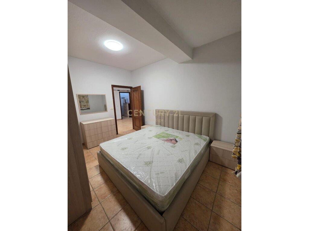 JEPET ME QERA APARTAMENT 1+1 NE MYSLYM SHYR