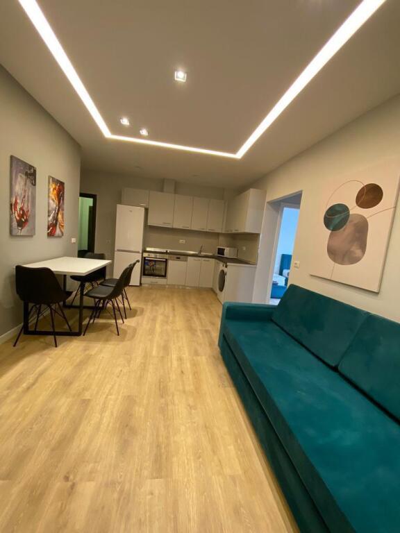 Apartament 2+1 me qira 21 dhejtori