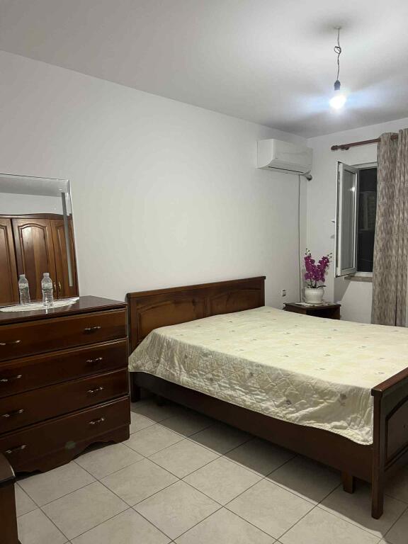 FOR RENT 2+1+2 LAPRAKE  60,000 LEKE