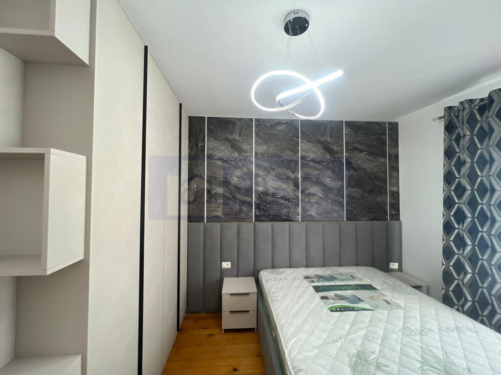 Jepet me qera apartament 2+1+2 ne Fresk.