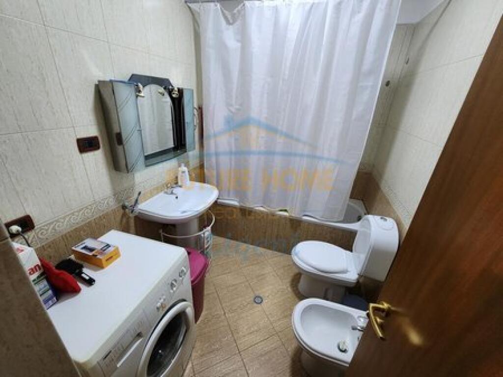 Shitje, Apartament 2+1+Verandë, Blloku, Sami Frashëri, Tiranë