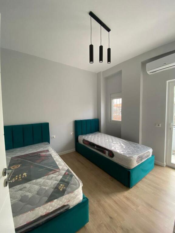 Apartament 2+1 me qira 21 dhejtori