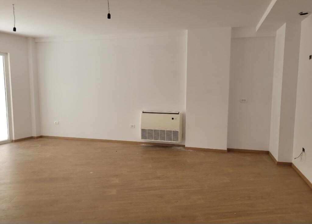 Jepet  me qera apartament  2+1+2 +parkim(  Stadiumi  Air Albania  