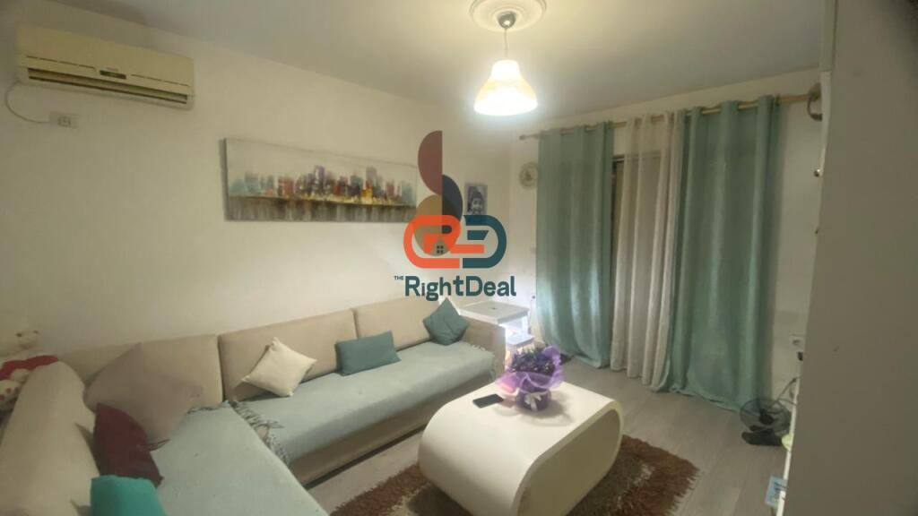 Prane 21 Dhjetorit, Shitet Apartament 1+1 Ideal Per Investim!!