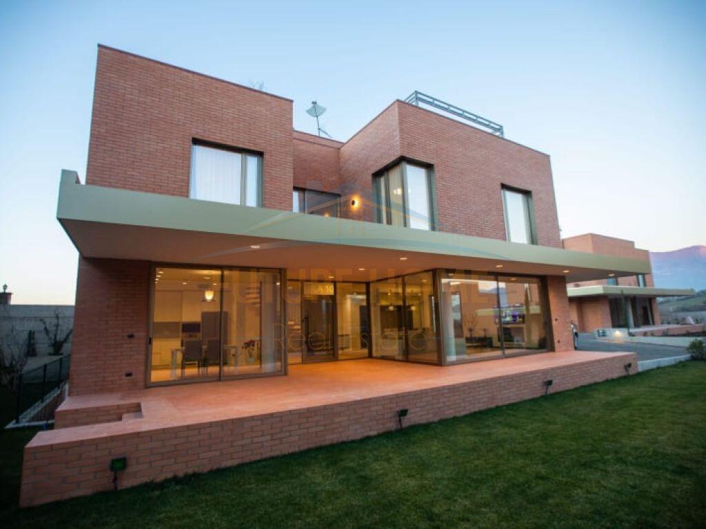 Affitto, Villa, TEG