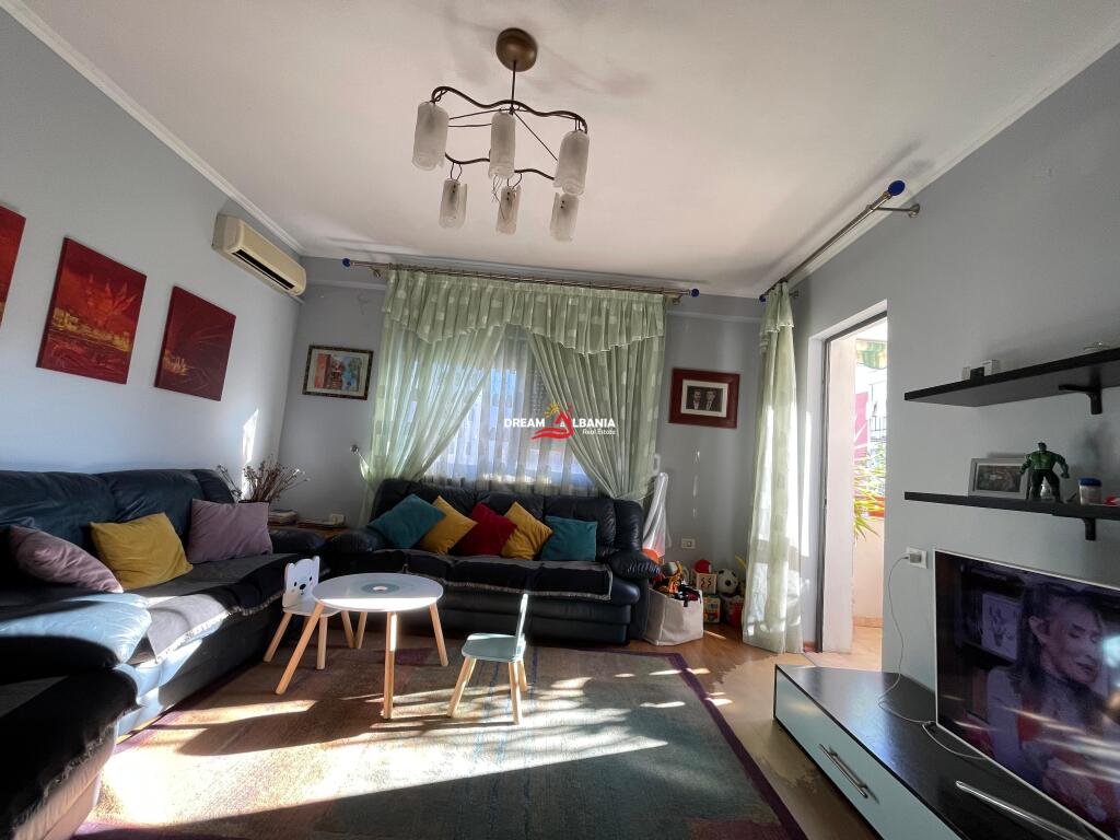 Apartment 3+1+2 Balconies for Sale on Kosovareve Street in Tirana (ID 4131431)