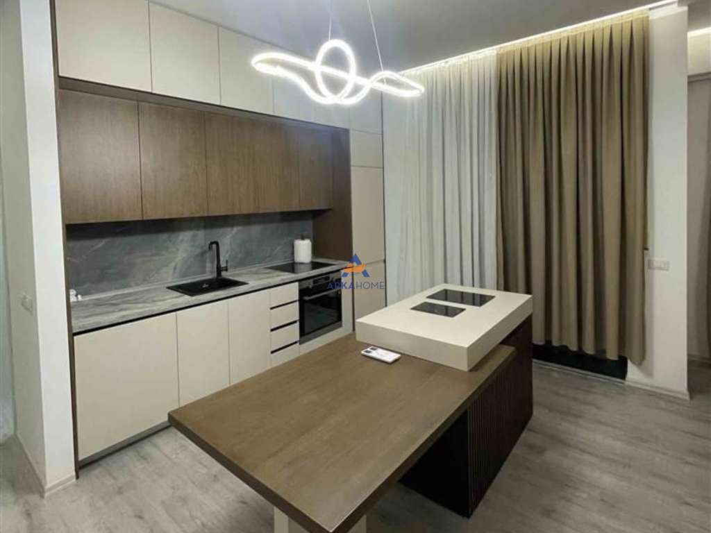 JEPET ME QERA APARTAMENT 2+1+2 BALLKON "DOGANA " 850 EURO.