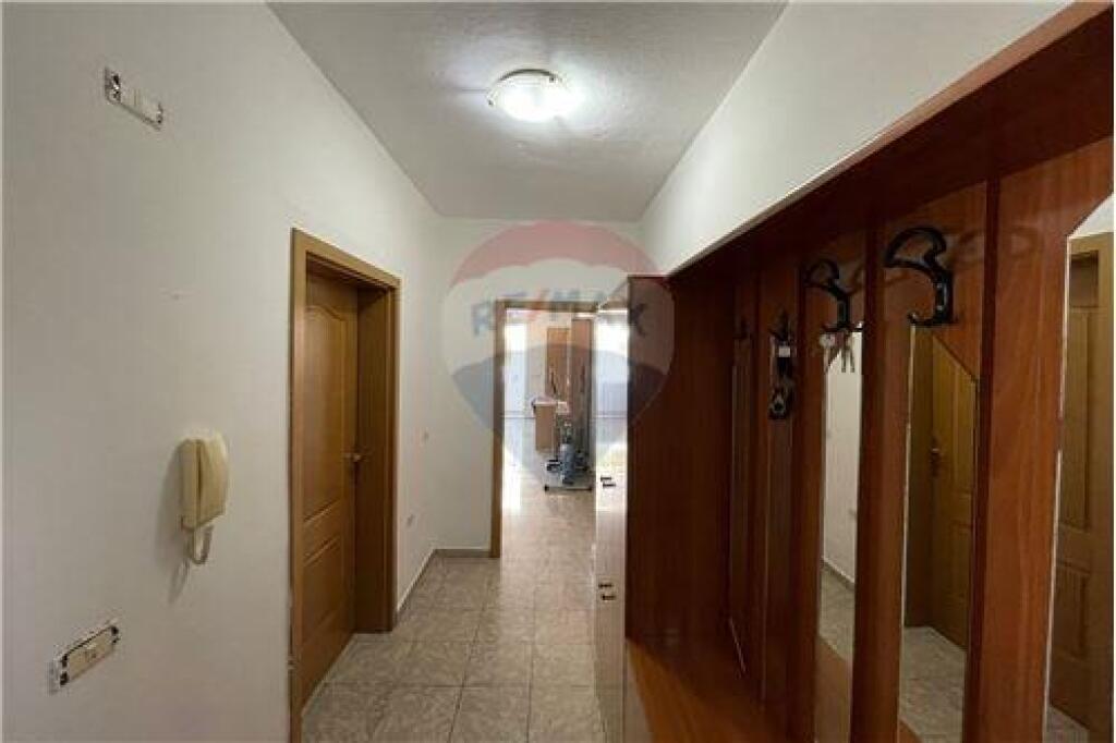 APARTAMENT 2+1 PER QIRA NE BLLOK