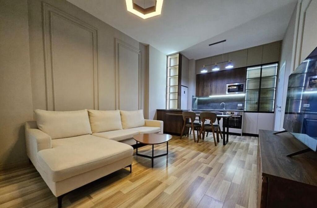 📣 QERA SUPER Apartament 1+1 📍 Kompleksi Square 21 🛣️ Rruga e "Kavajes" ✨