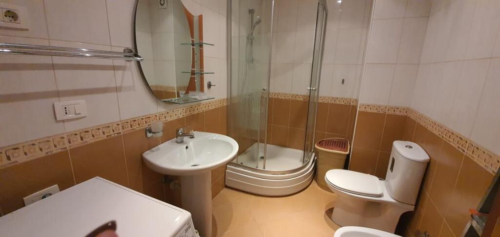 Apartament 2+1+2 per qira Kristal Center