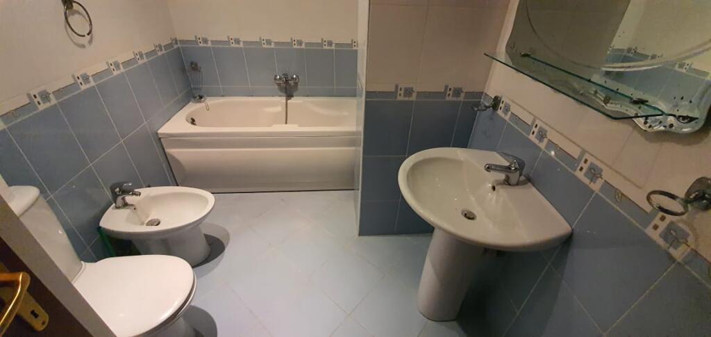 Apartament 2+1+2 per qira Kristal Center