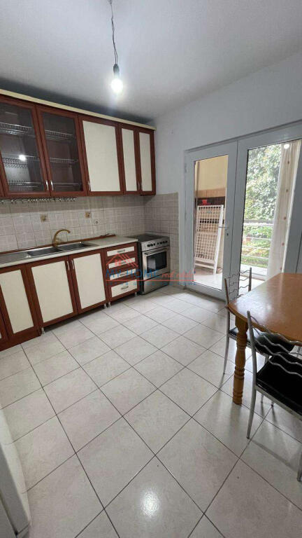 Apartment 1+1+ Self kitchen for rent Laprake Tirana