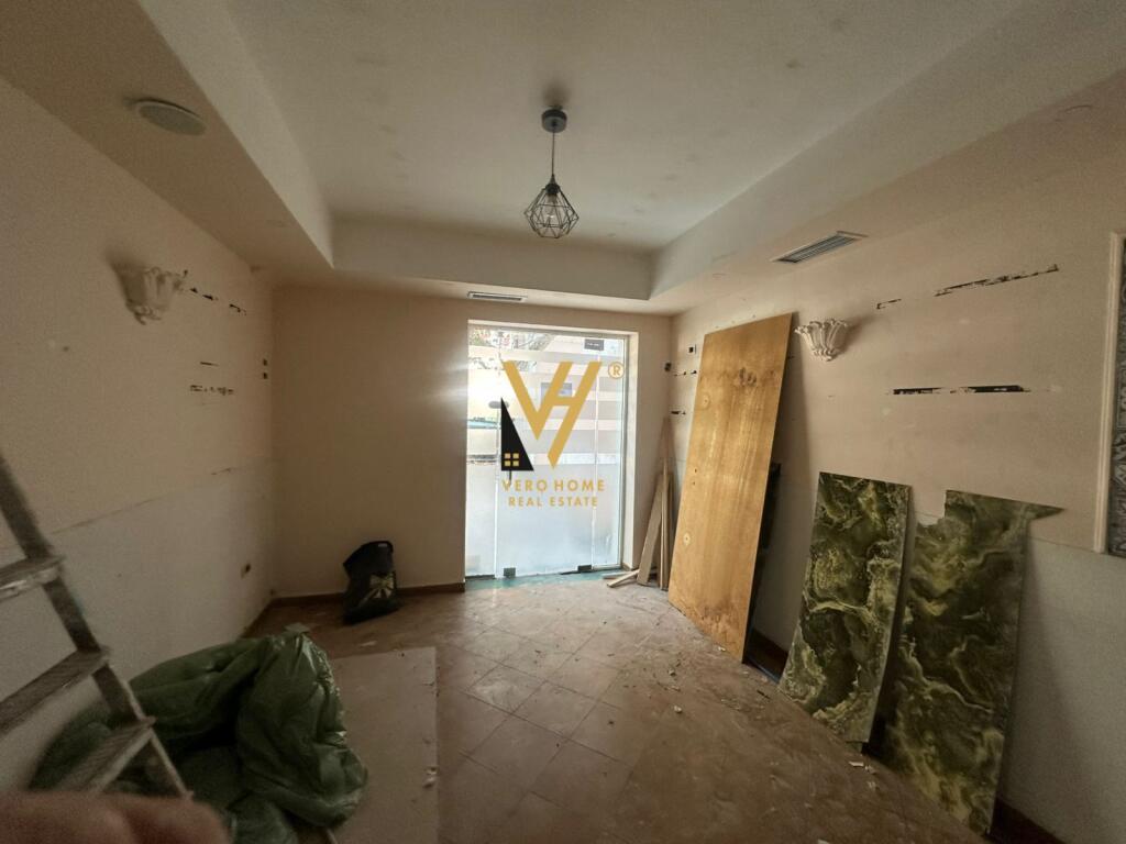 BUSINESS PREMISES 91 M2 FOR RENT NEAR DINAMO STADIUM 1,300 EURO