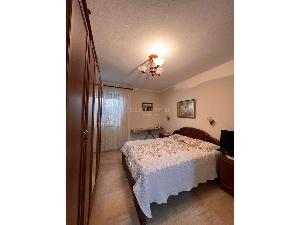 APARTMENT 2+1 FOR SALE IN THE HEART OF DURRES NEAR THE AMPHITHEATER!   145,000 €