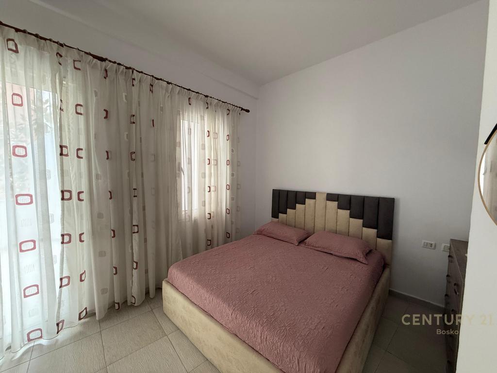 FOR RENT APARTMENT 2+1+2+GARAGE DRY LAKE!