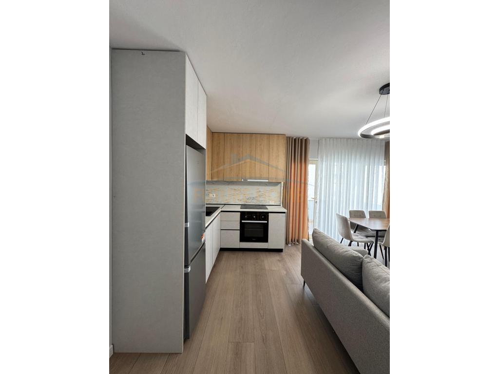 Shitet, Apartament 2+1, Rruga e Dajtit, Fresk, Tirane.