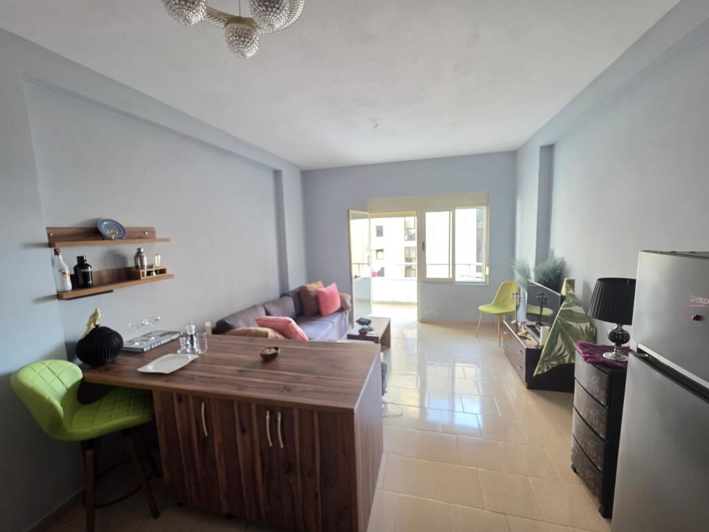 GARSONJERE PER SHITJE PRANE HOTEL Adriatik, Plazh,  DURRËS
