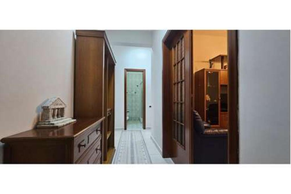 Apartament 2+1 me Qira ne Bllok