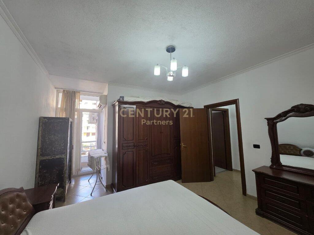 APARTAMENT 2+1+2 ME QIRA TEK HIPOTEKA