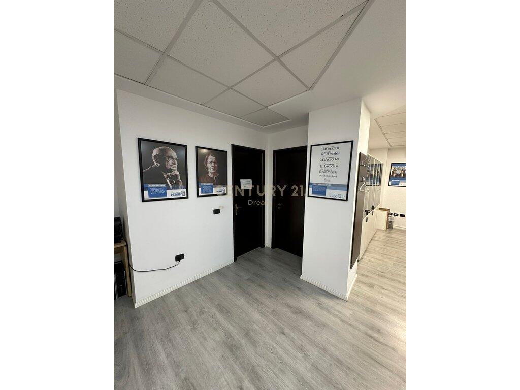 Appartamento 2+1 in vendita (funziona come ufficio) Di fronte all'Ufficio Legale !