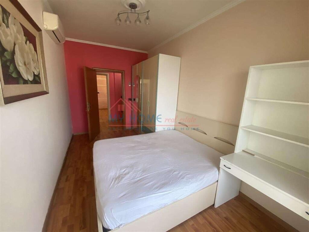 Apartamenti 3+1+2 me qira tek Brryli