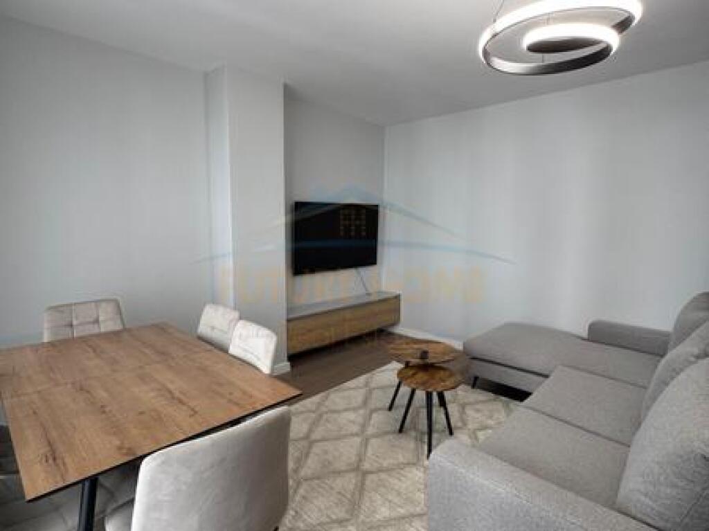 Shitet, Apartament 2+1, Rruga e Dajtit, Fresk, Tirane.