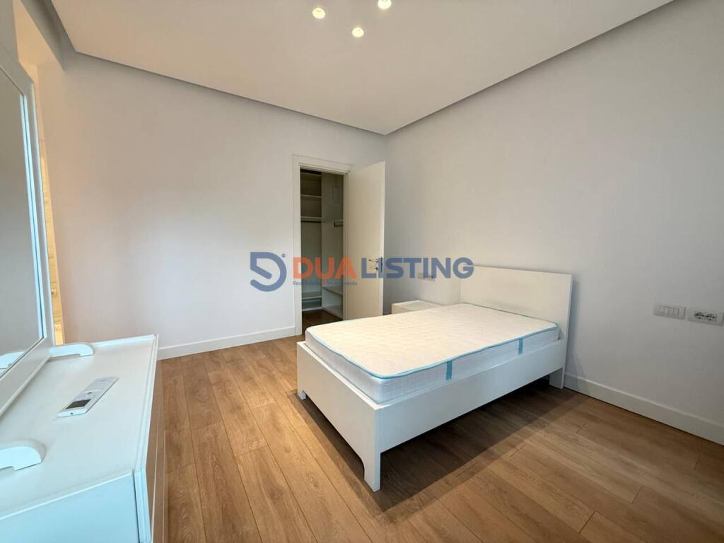 For Rent – Modern Duplex 3+1+3 | Barricade Street!