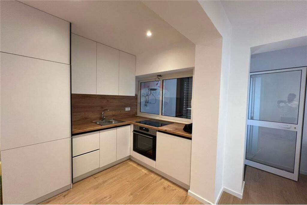 Apartament 1+1 me Qira ne Rrugen Myslym Shyri!