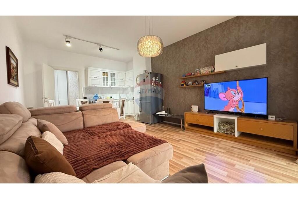 Apartment 2+1 for rent on Kosovareve street!