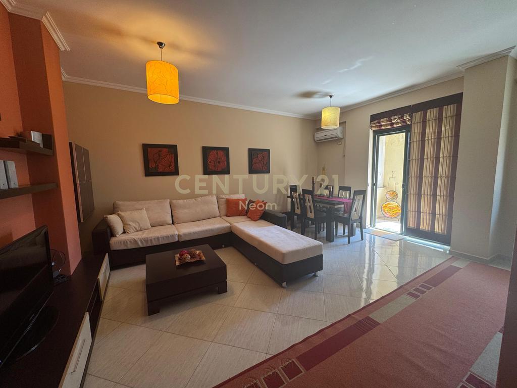 Apartament 1+1 Me Qira, Liqeni i Thatë - 550.00€