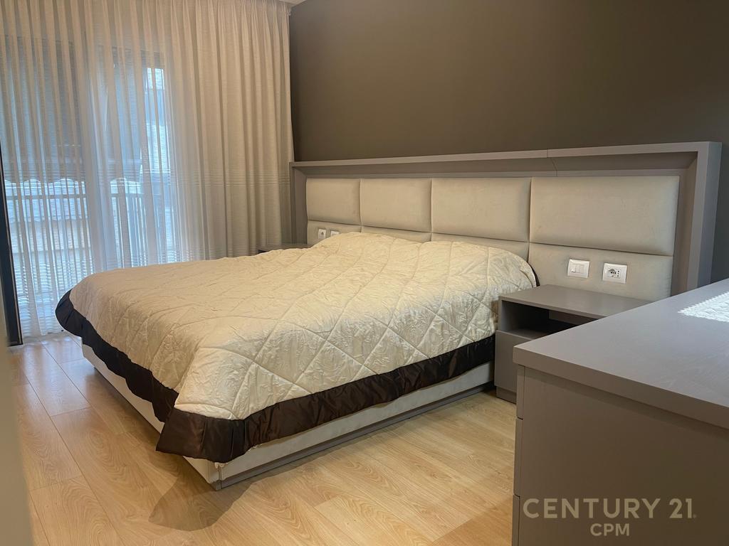 Appartamento Moderno 3+1+2 in Vendita nella Residenza Viridario, Via Kosovarëve