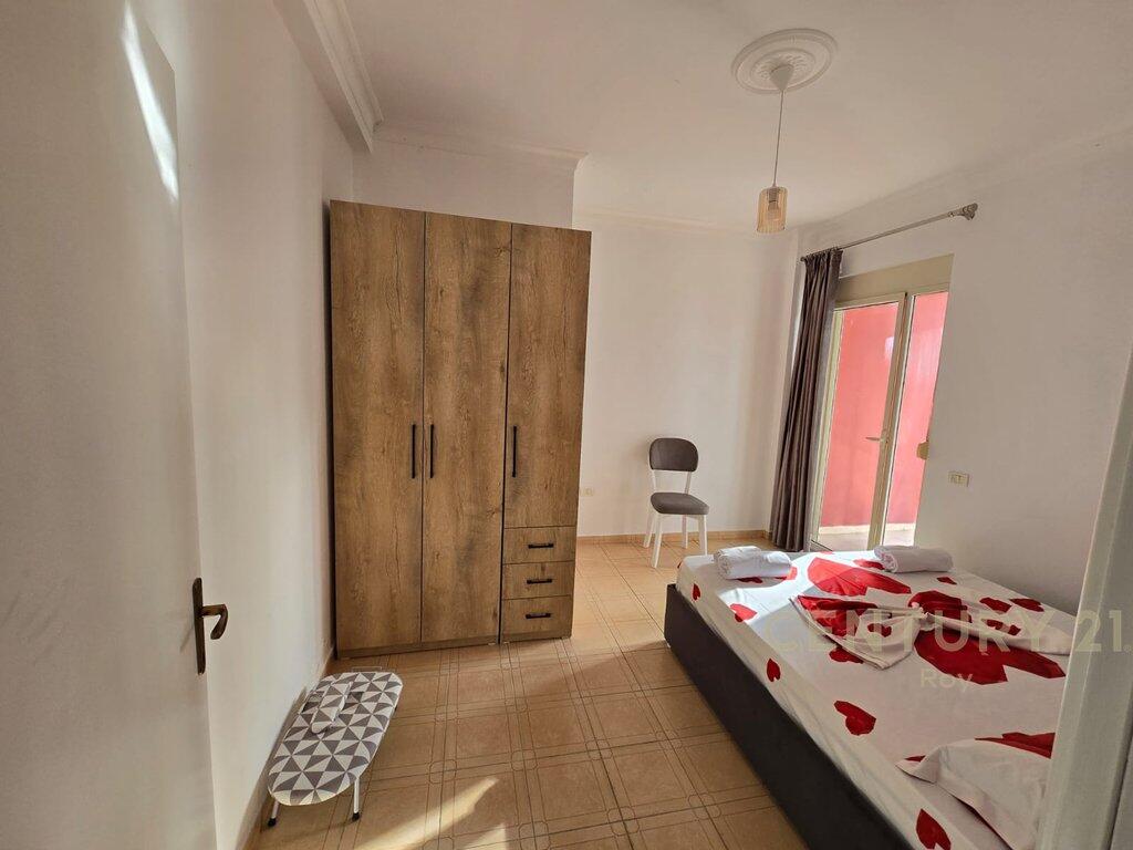 SHITET APARTAMENT 1+1 TEK MALI I ROBIT!