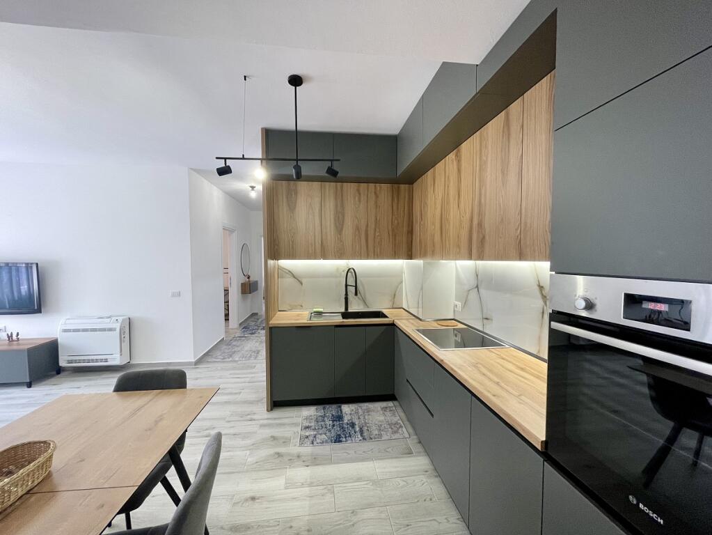 Affittasi appartamento 2+1 presso Residenza Kodra e Diellit
