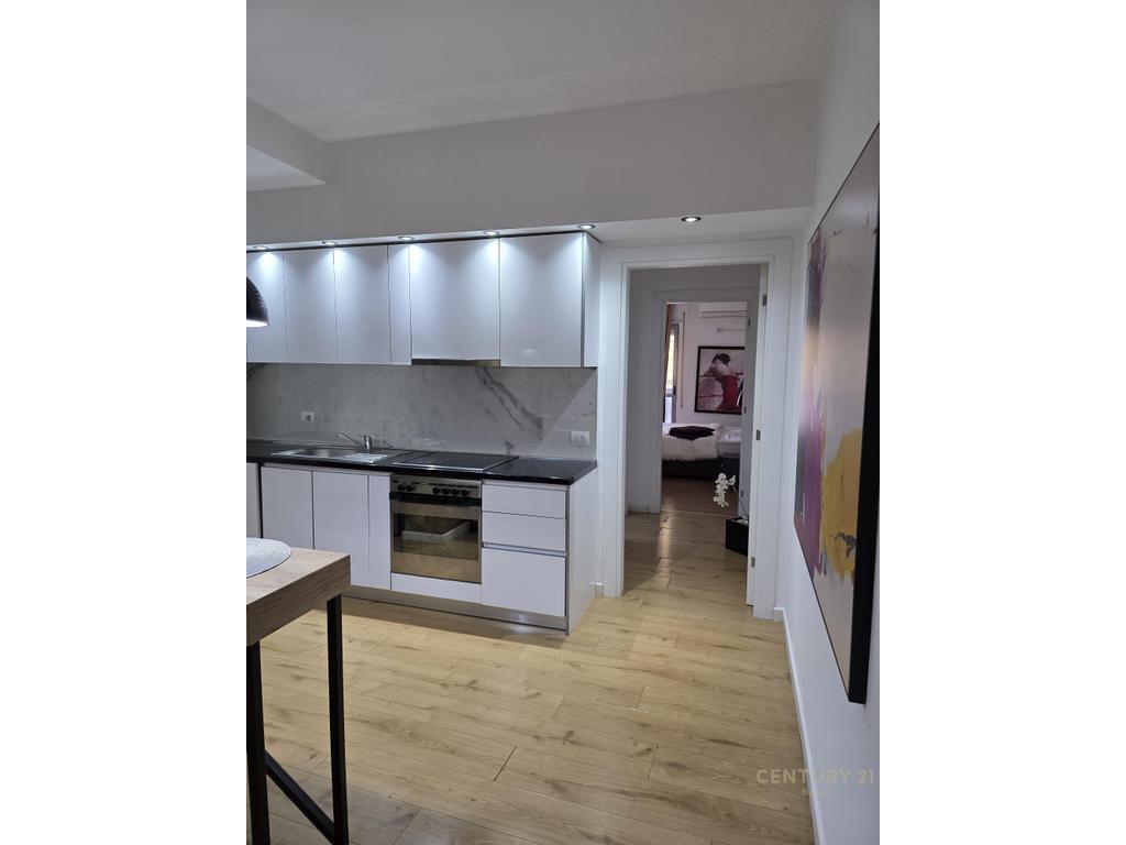 21 DHJETORI JEPET ME QIRA APARTAMENT 2+1+POST PARKIMI 800 € /Muaj