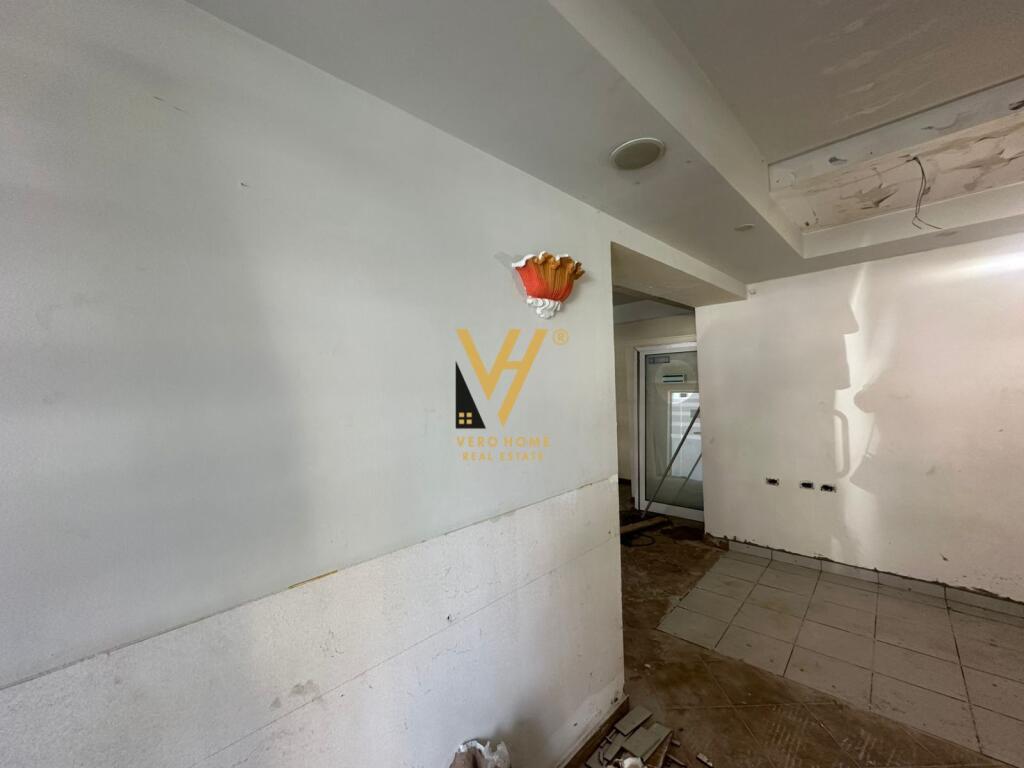 BUSINESS PREMISES 91 M2 FOR RENT NEAR DINAMO STADIUM 1,300 EURO